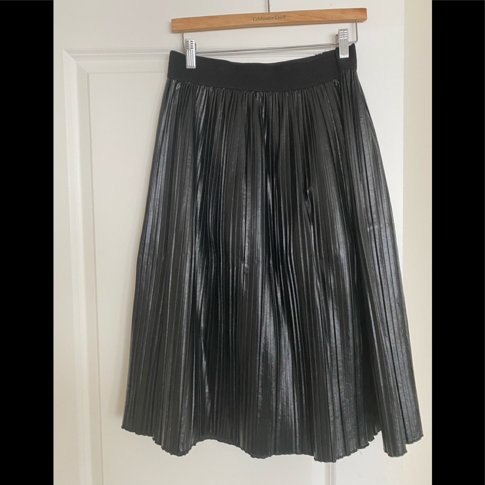 Zara Vegan, pleated skirt, size large.